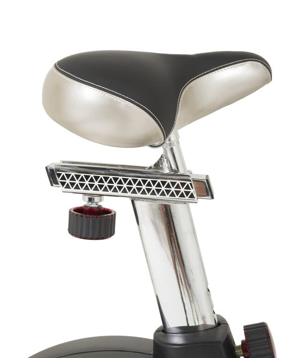 ORBIT Shuriken Motorised Magnetic Upright Bike Comfort Style Seat